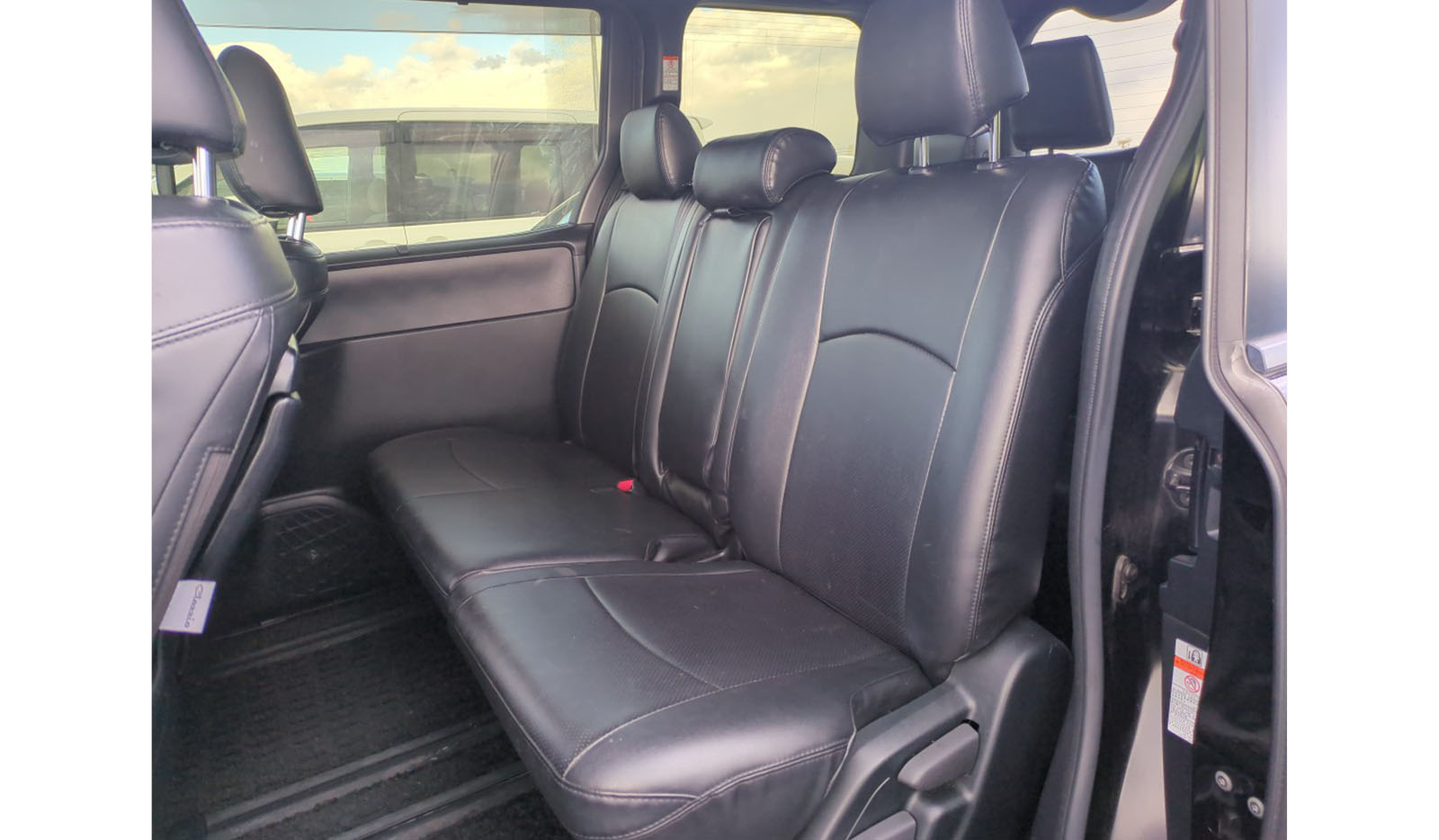 2019 Toyota Voxy ZS image-4