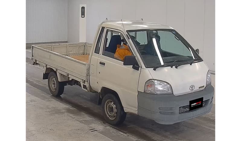2004 Toyota Liteace Truck image-1