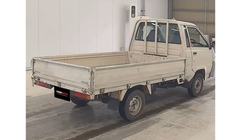2004 Toyota Liteace Truck image-4