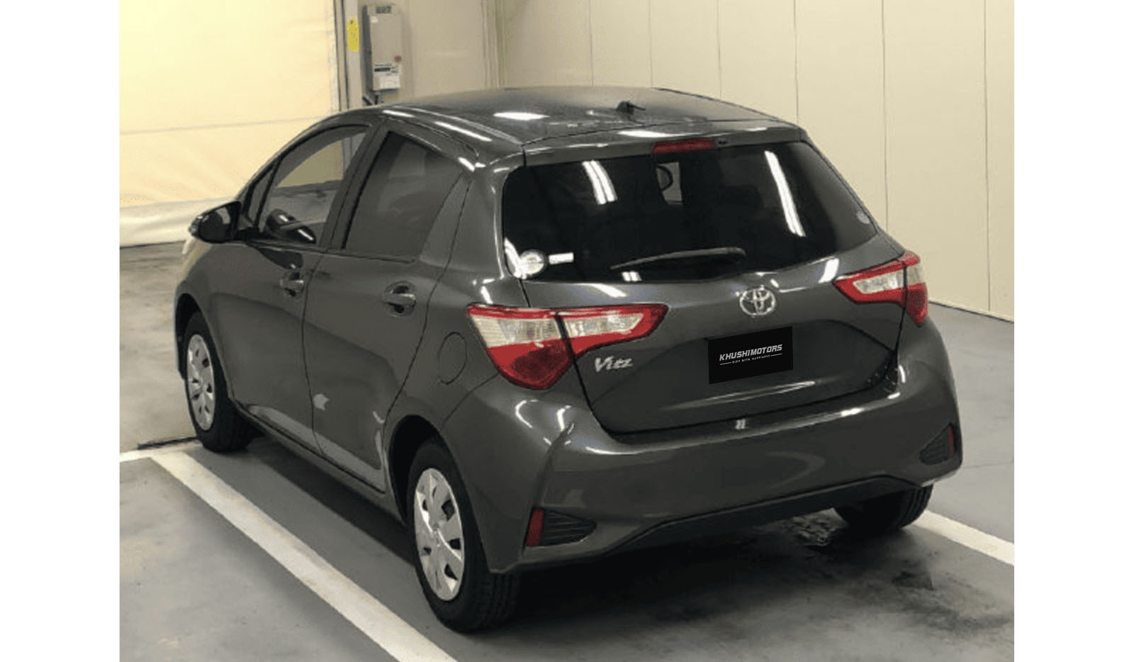 2019 Toyota Vitz F image-3