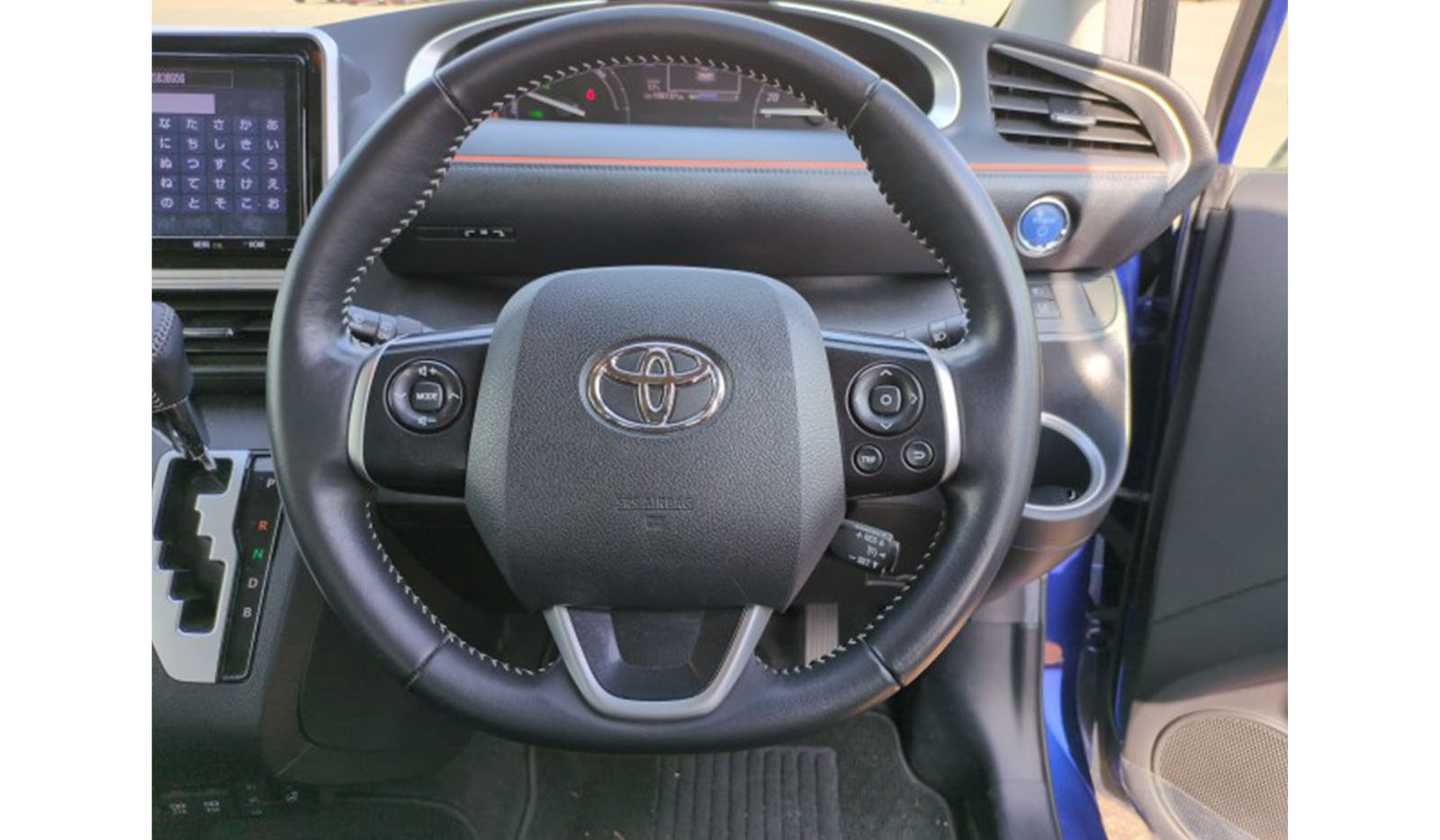 2020 Toyota Sienta FANBASE G Cuero image-5