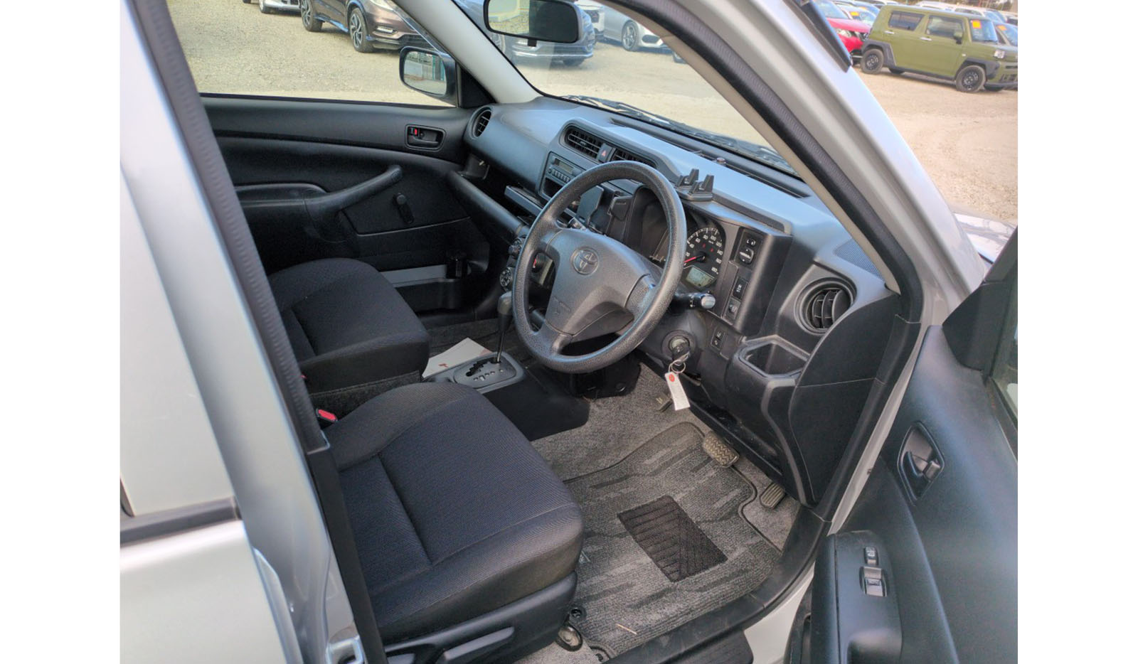 2019 Toyota Probox DX Comfort image-5