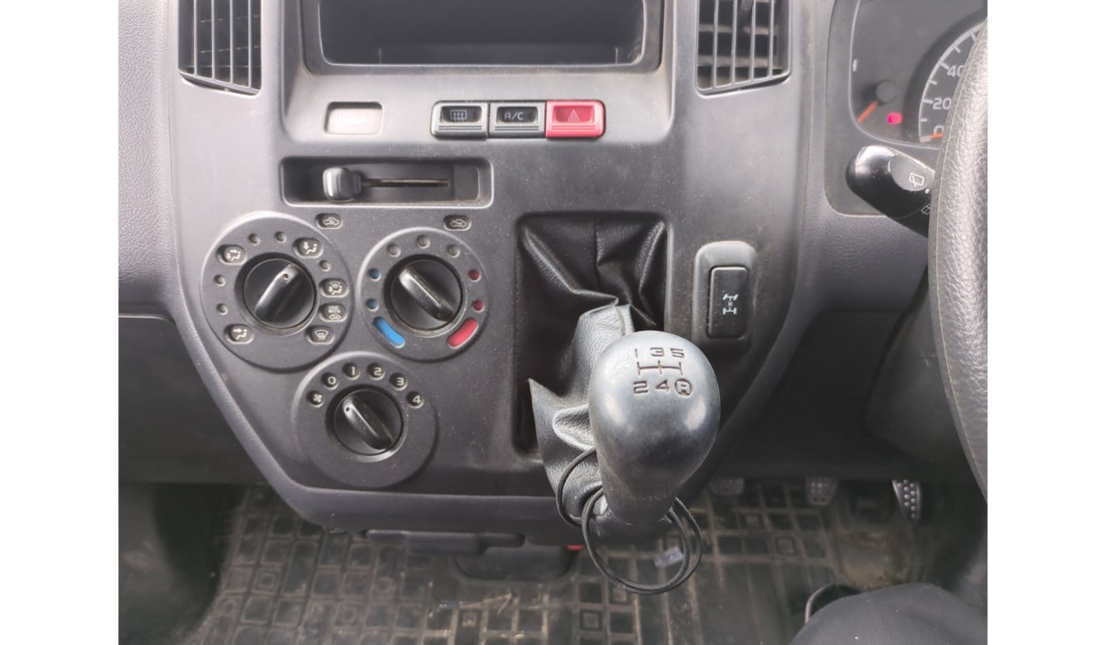 2019 Toyota Townace DX image-6