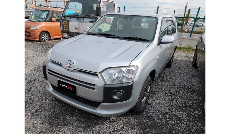 2019 Toyota Succeed TX image-3