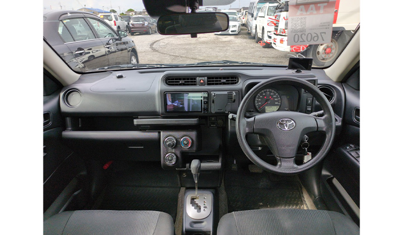 2019 Toyota Succeed TX image-5