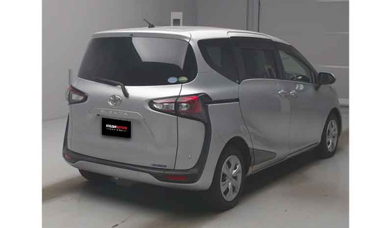 2019 Toyota Sienta Fan Base image-4