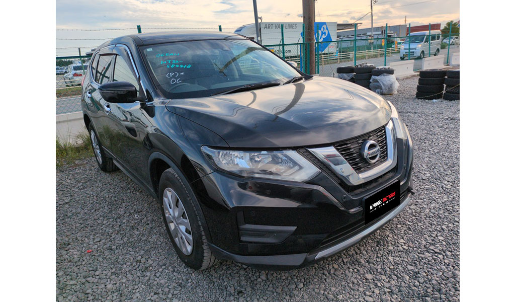 2018 Nissan X Trail image-1
