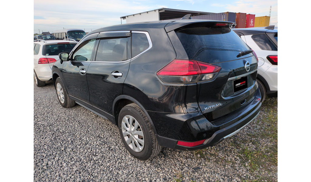 2018 Nissan X Trail image-3