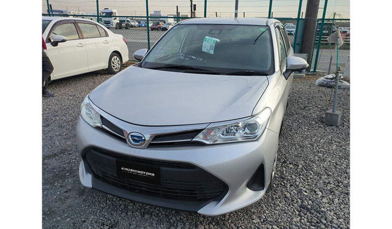 2020 Toyota Corolla Fielder Hybrid EX Package image-8