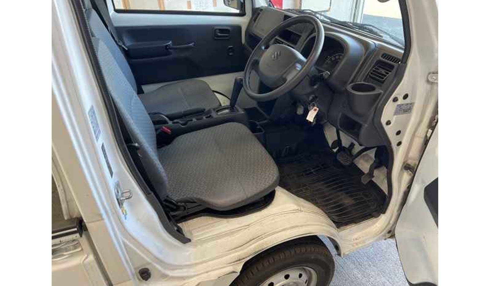 2019 Suzuki Carry Truck TOKUSOU BASE image-3