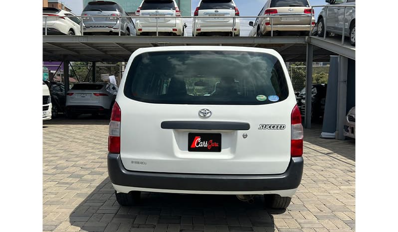 2016 Toyota Succeed UL image-5