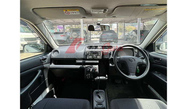 2016 Toyota Succeed UL image-7
