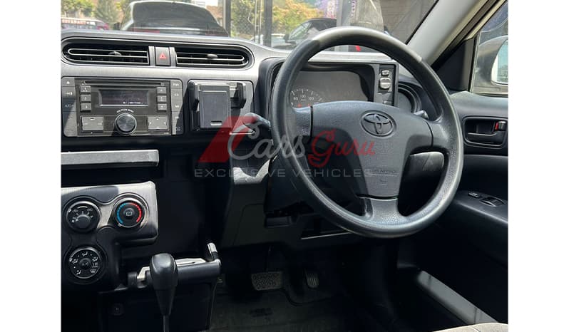 2016 Toyota Succeed UL image-8