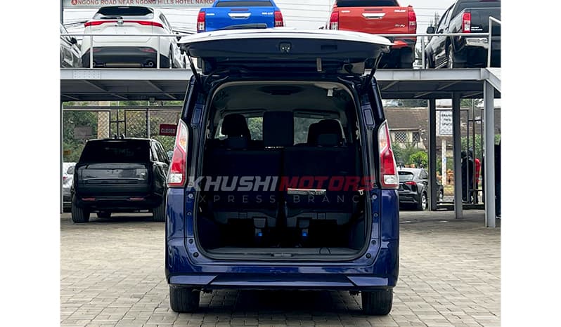 2016 Nissan Serena S image-4