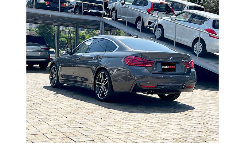 2017 Bmw 4 Series M Sport 420i image-11