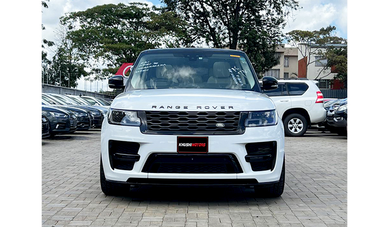 2019 Land Rover Range Rover SVO Edition Vogue image-1