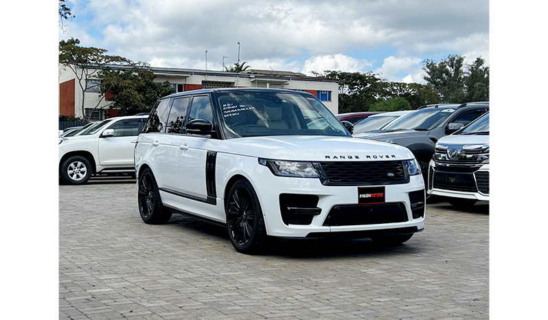 2019 Land Rover Range Rover SVO Edition Vogue image-4