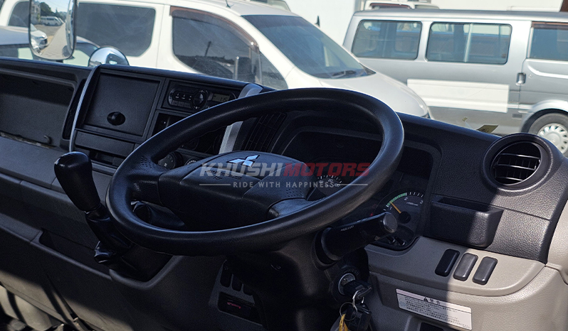 2017 Mitsubishi Fuso 3Ton image-8
