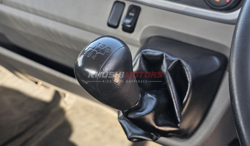 2017 Mitsubishi Fuso 3Ton image-9