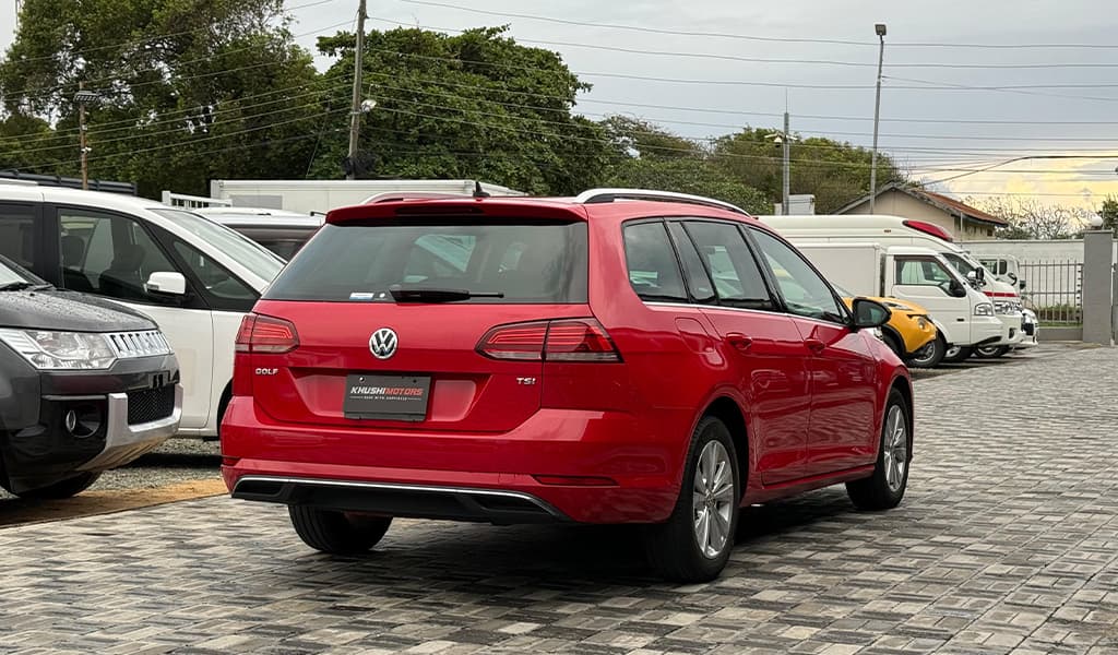2018 Volkswagen Golf Variant TSI Comfort Line image-12