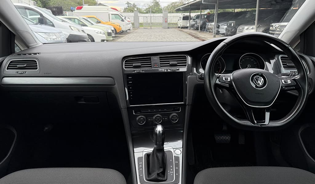 2018 Volkswagen Golf Variant TSI Comfort Line image-14