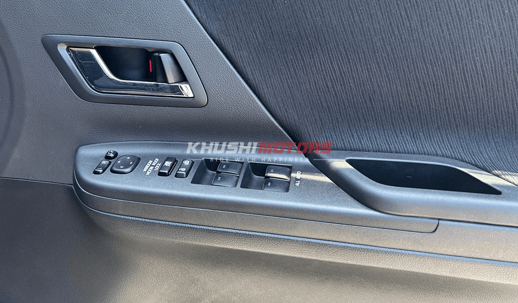 2010 Toyota Alphard image-14