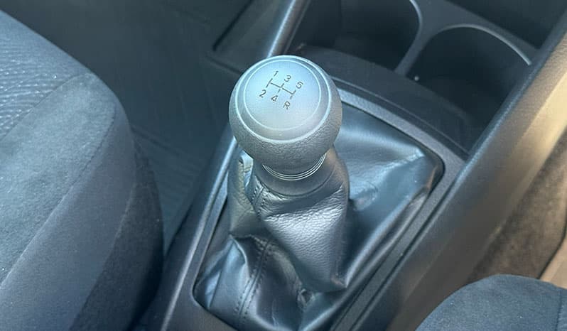 2019 Toyota Corolla Axio Driving School image-11