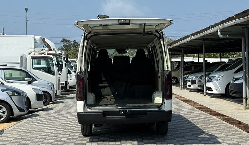 2018 Toyota Hiace DX image-11