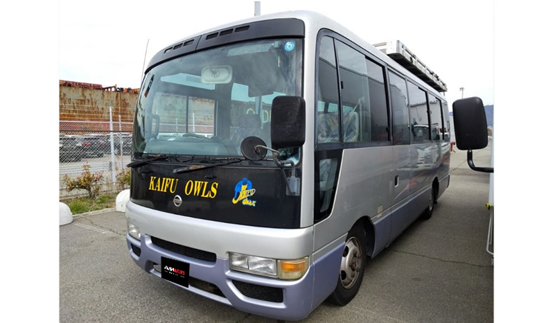 2000 Nissan Civilian image-3