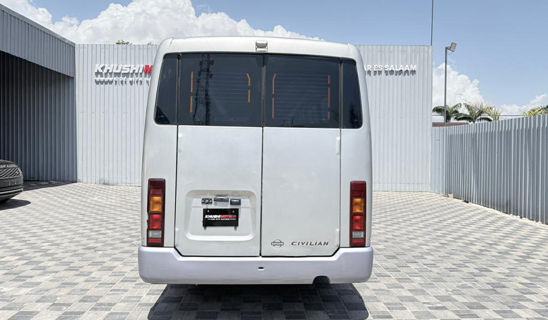 2000 Nissan Civilian image-11