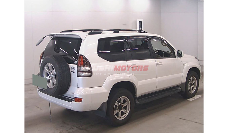 2004 Toyota Land Cruiser Prado image-5