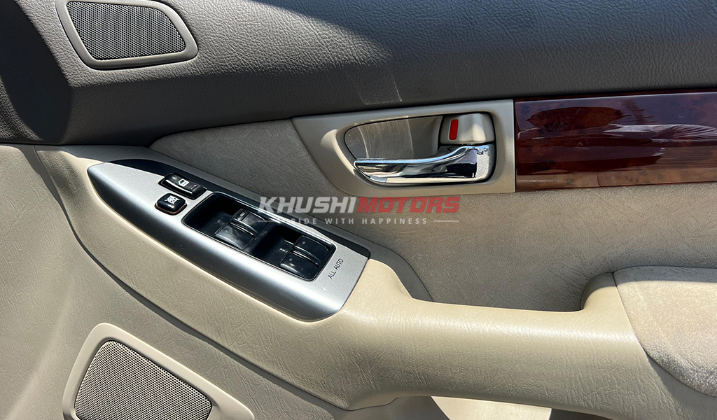 2004 Toyota Land Cruiser Prado image-14