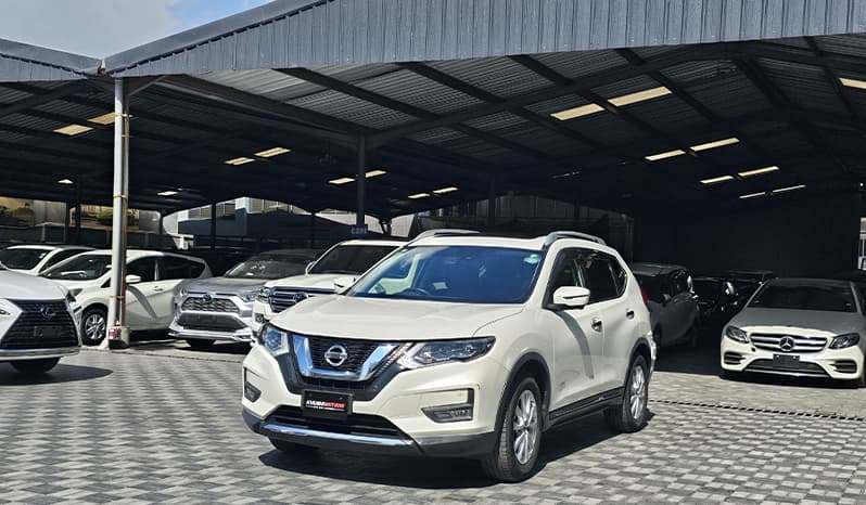 2018 Nissan X Trail Hybrid Xi image-3