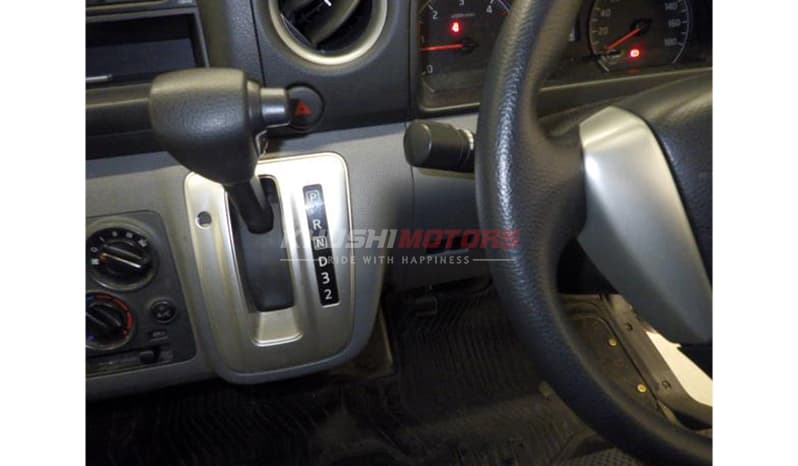 2018 Isuzu Como 1.3 Ton image-5