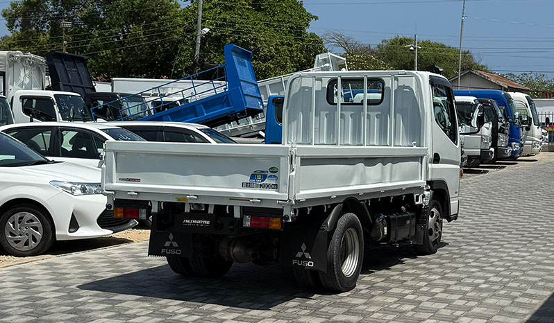 2018 Mitsubishi Fuso 2 Ton image-9