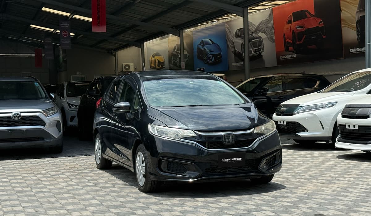 2018 Honda Fit GF image-1