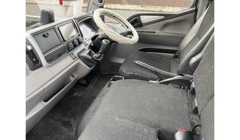 2018 Mitsubishi Fuso Canter 2 Ton image-4