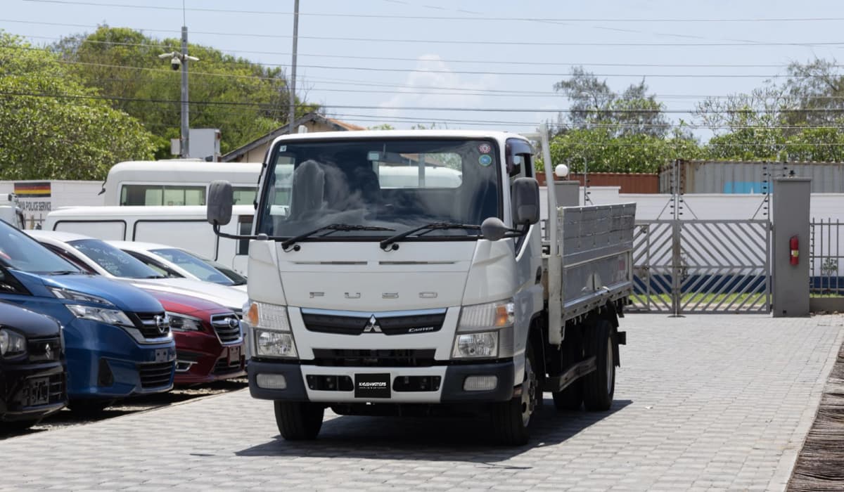 2018 Mitsubishi Fuso Canter 2 Ton image-6