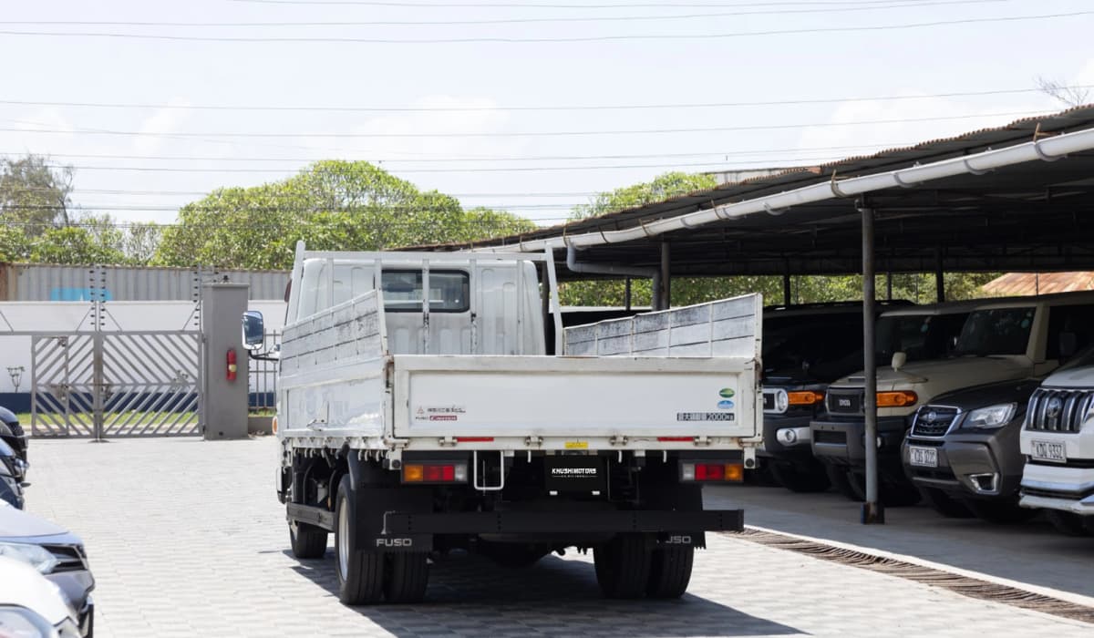 2018 Mitsubishi Fuso Canter 2 Ton image-10