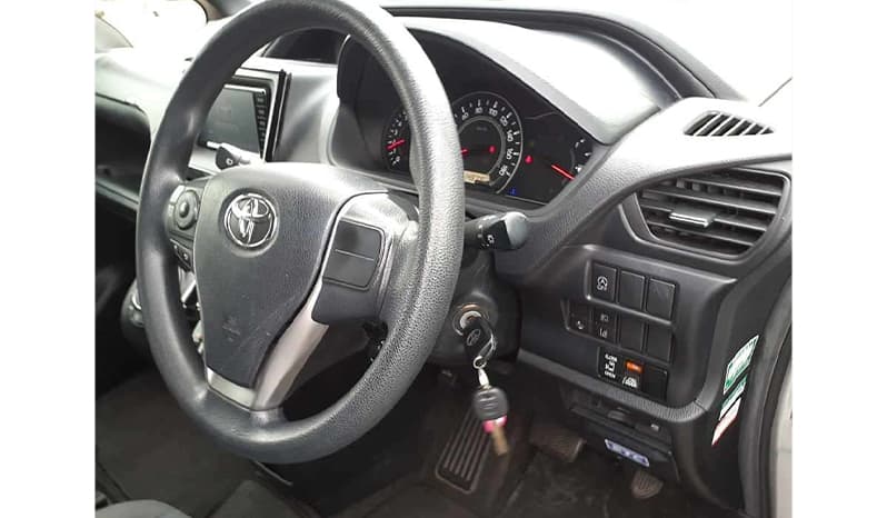 2018 Toyota Noah X image-6