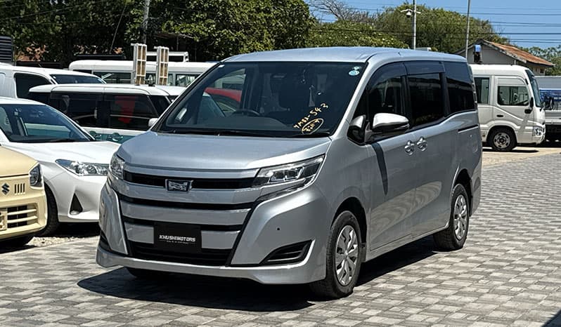 2018 Toyota Noah X image-15