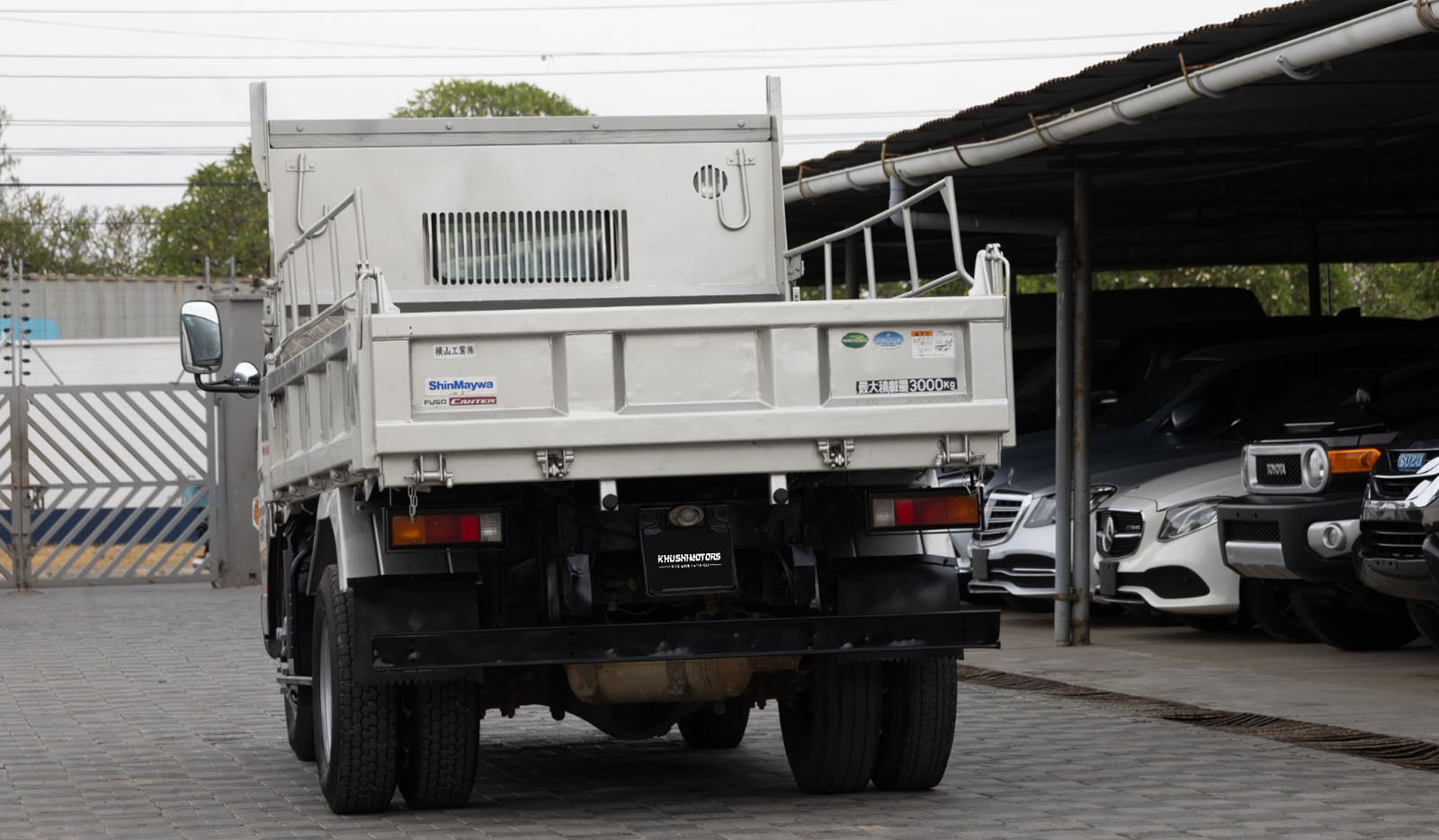 2018 Mitsubishi Fuso Canter 3 Ton image-4