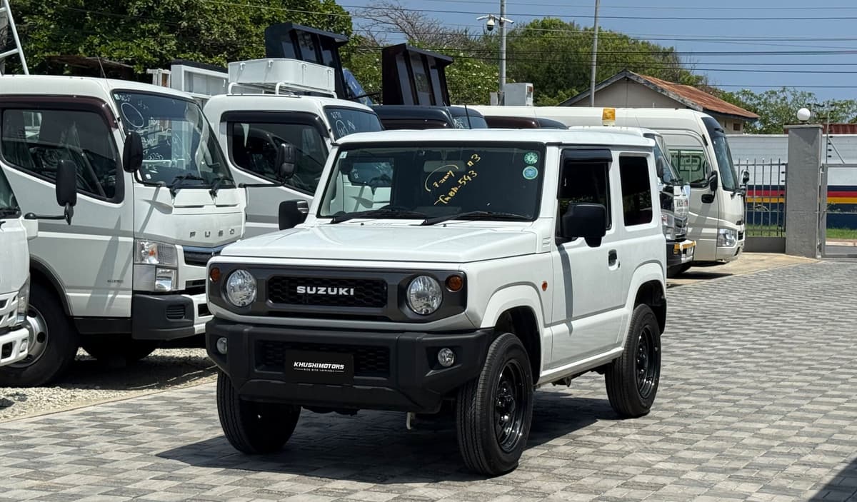 2019 Suzuki Jimny XG image-3