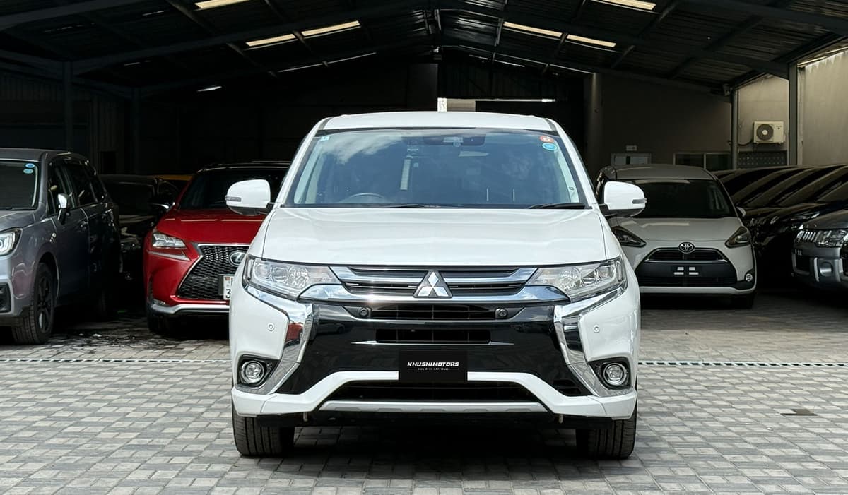 2018 Toyota Hiace Long DX image-16