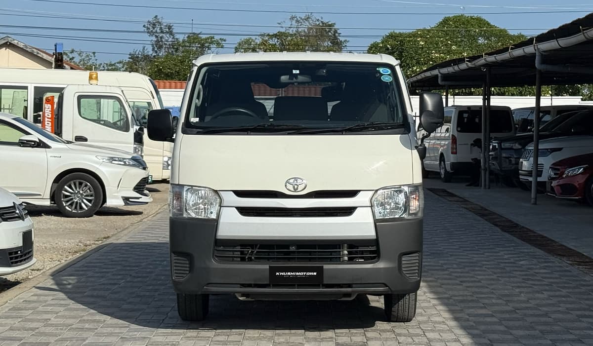 2018 Toyota Hiace Long DX image-26