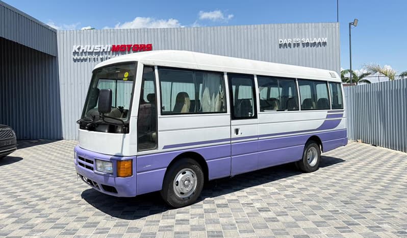 1996 Nissan Civilian image-9