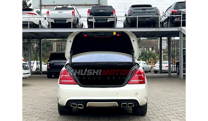 2010 Mercedes-Benz S-Class S550 image-4