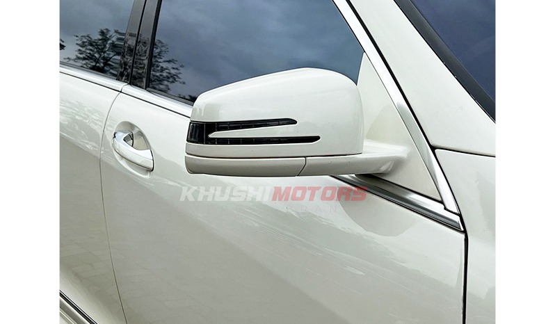 2010 Mercedes-Benz S-Class S550 image-10