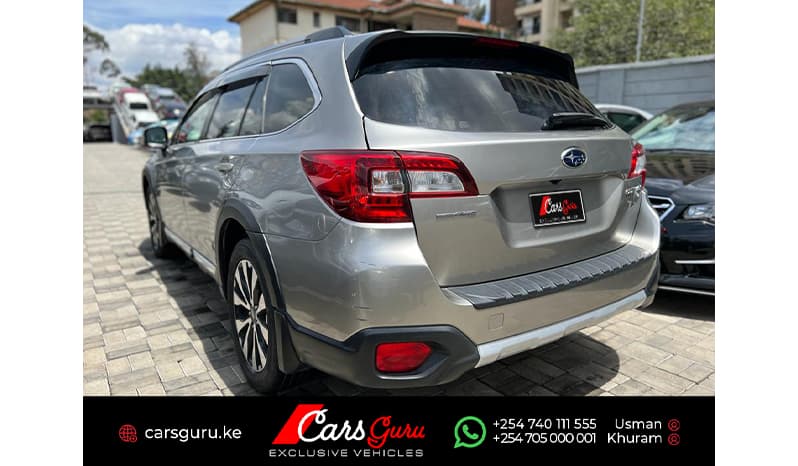 2016 Subaru Outback Limited image-5