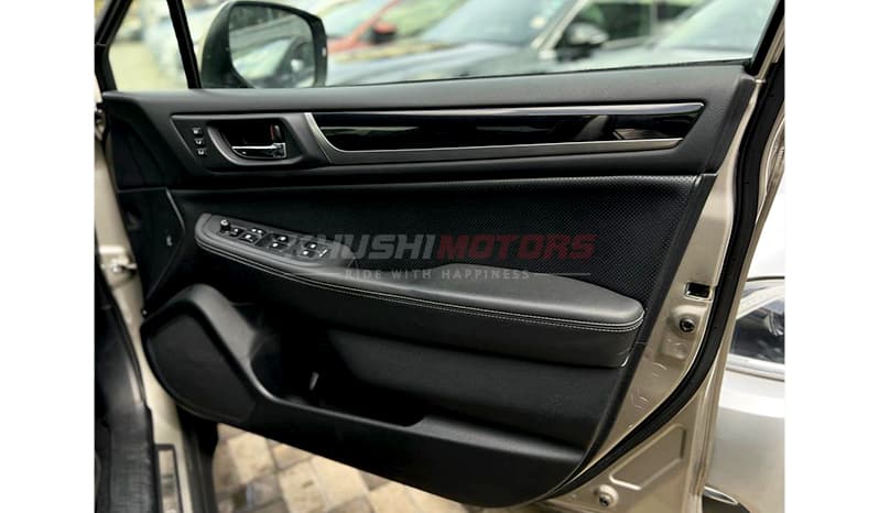 2016 Subaru Outback Limited image-18